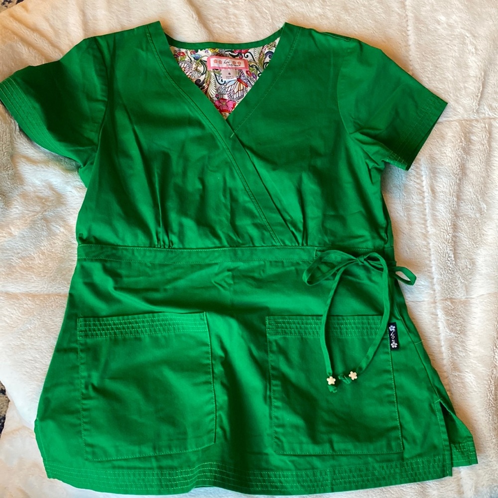 Koi womens scrub top size small
